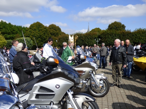 Pèlerinage des motards à Ste-Anne-d&rsquo;Auray
